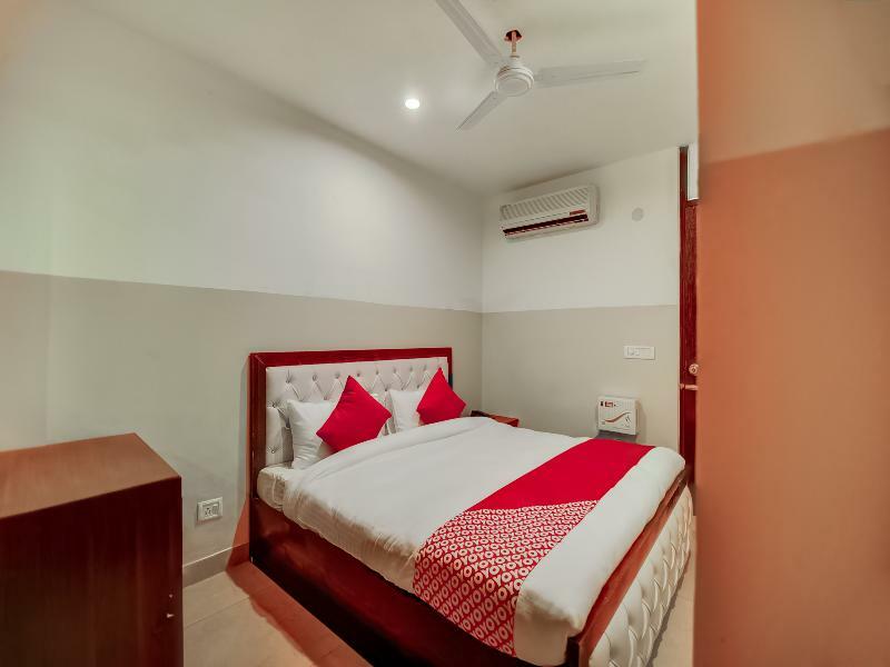 Oyo 28461 Royal Stay Inn Delhi  Exteriör bild