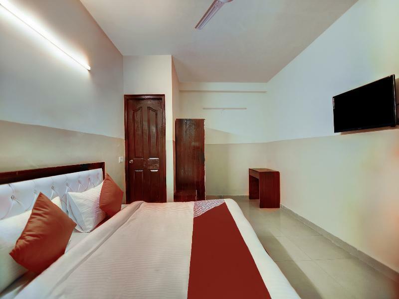 Oyo 28461 Royal Stay Inn Delhi  Exteriör bild